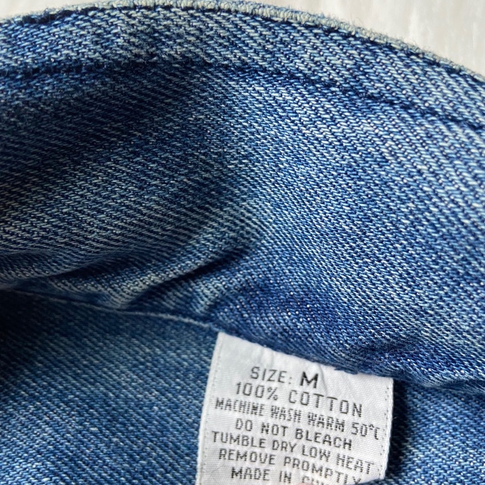 Vintage Look Blue Jean Denim Jacket - Picture 5 of 8